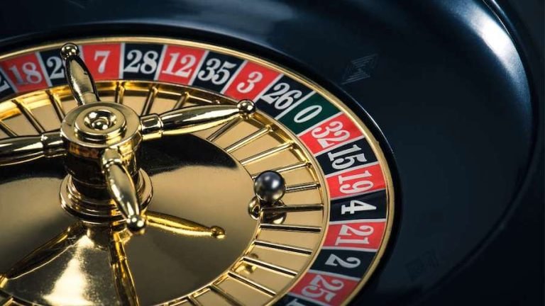 APO33 slot jackpot progresif volatilitas tinggi big win kemenangan besar pemain Indonesia